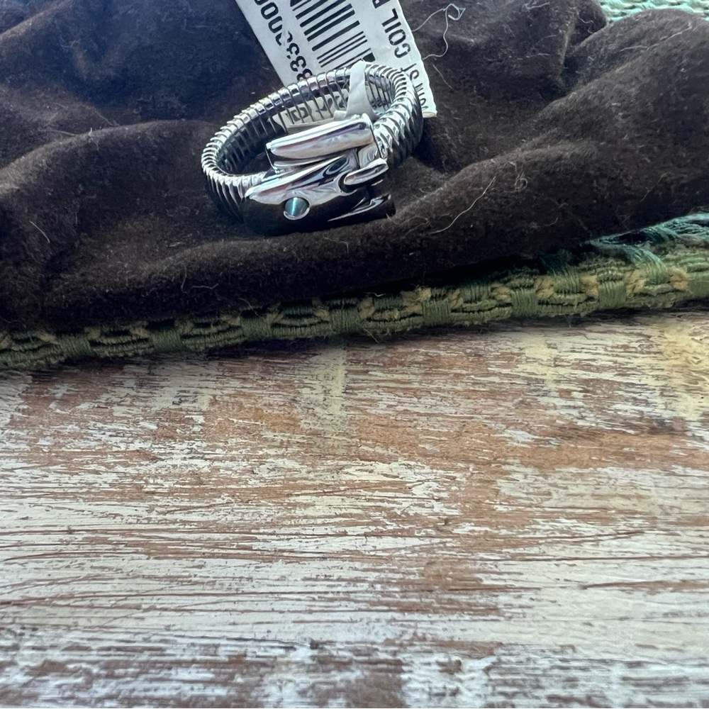 Michael Kors NWT buckle ring size 8